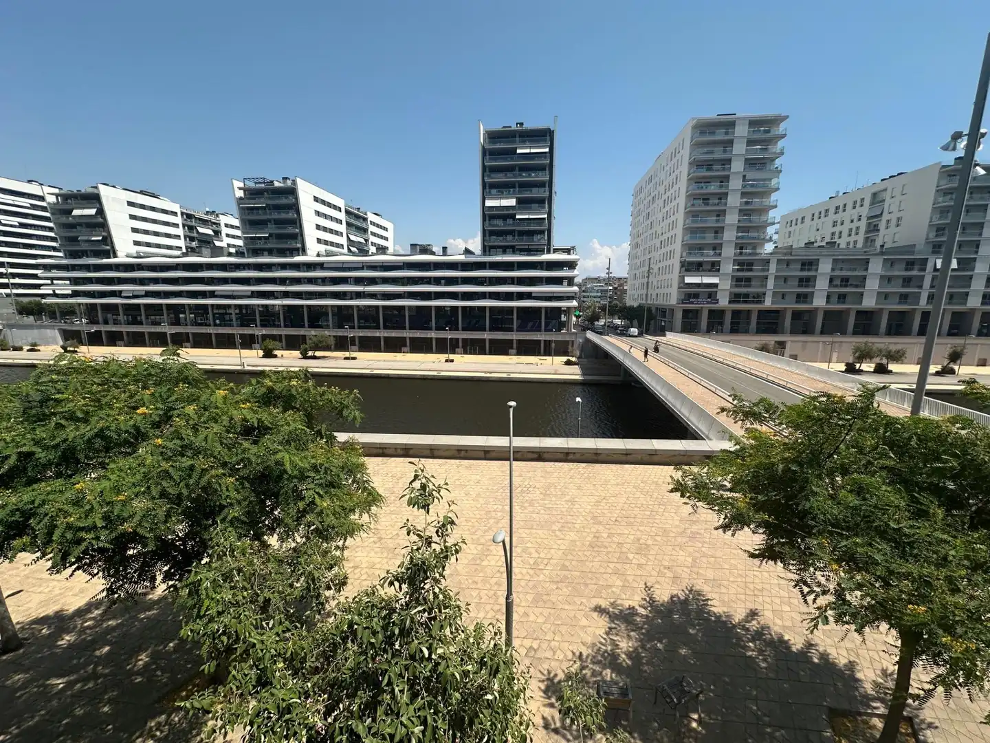 Vista exterior de Piso de alquiler en Badalona con Calefacción, Parquet y Trastero