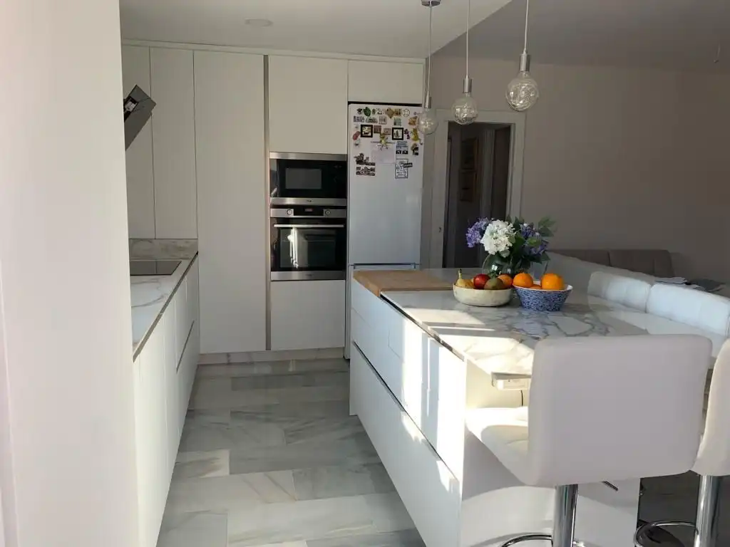 Penthouse mit Aufzug zum Verkauf in Estepona Pueblo, imagen 6