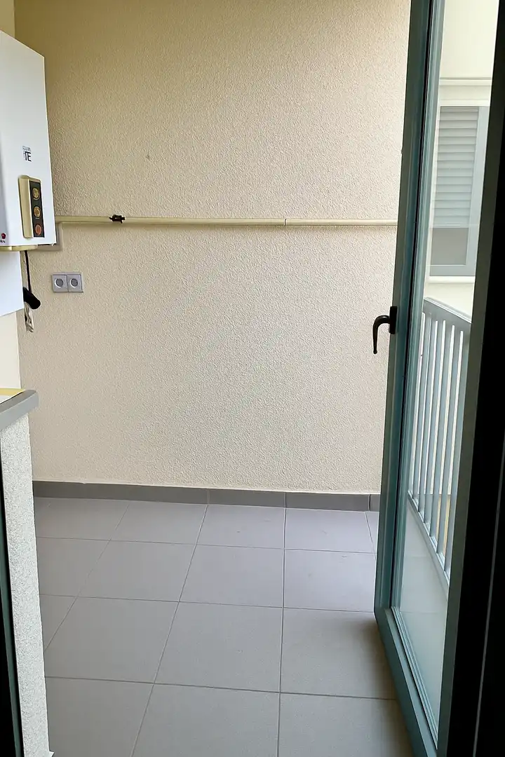 Apartment mit Aufzug zur Miete in Plaza Escultores Rausell y Llorens, imagen 5