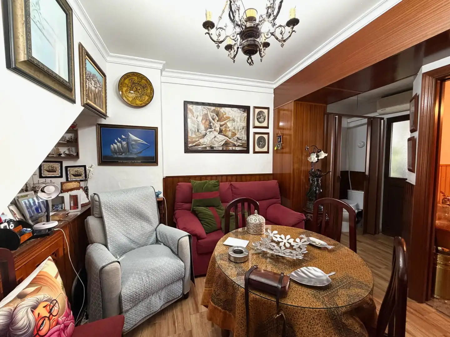 Sala d'estar de Casa o xalet en venda en Álora amb Aire condicionat, Terrassa i Moblat
