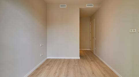 Foto 4 de Pis de lloguer a Carrer de València, 595, El Camp de l'Arpa del Clot, Barcelona