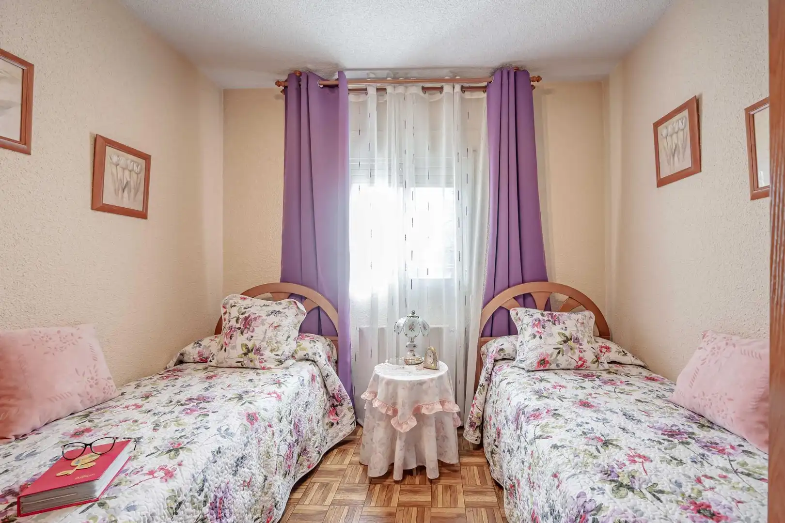 Bedroom of Flat for sale in Madrid  with Heating