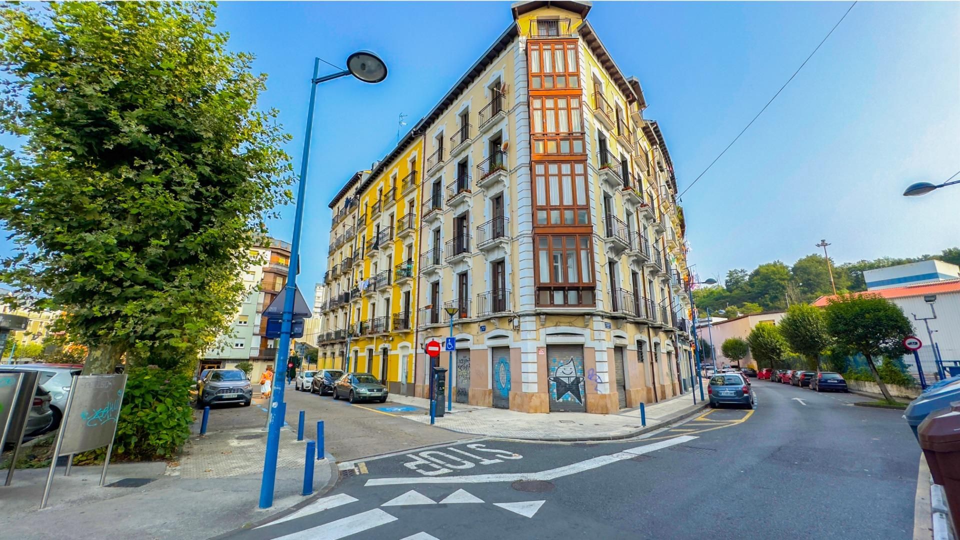 Exterior view of Premises for sale in Errenteria