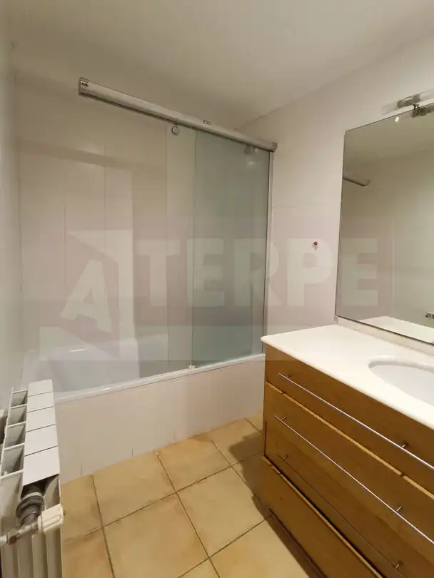 Bathroom of Flat for sale in Lezo  with Heating and Terrace