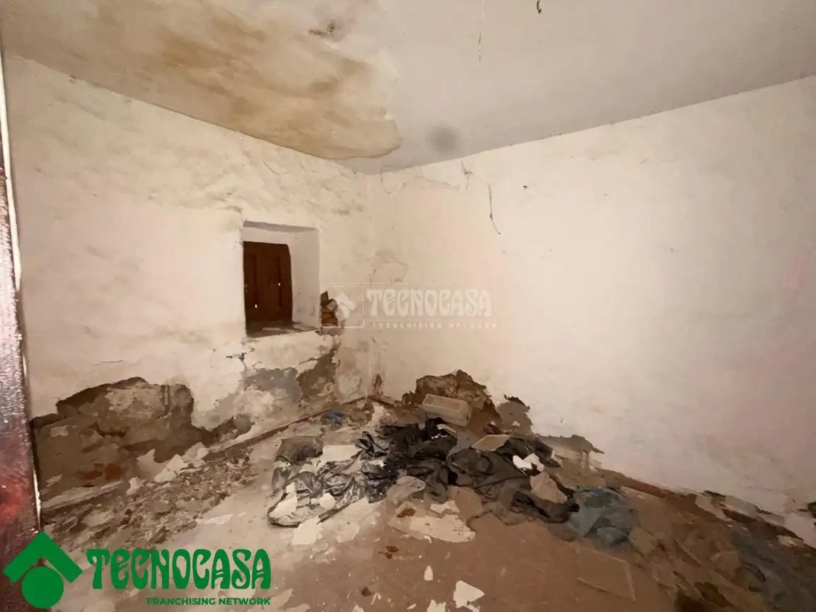 Casa adosada en venda en Menasalbas