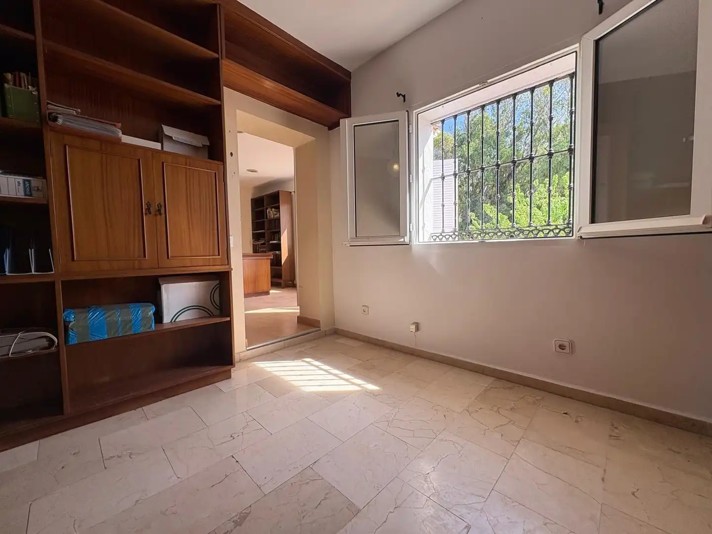 Bedroom of Houses for sale in Algeciras  with Air Conditioner, Private garden and Terrace