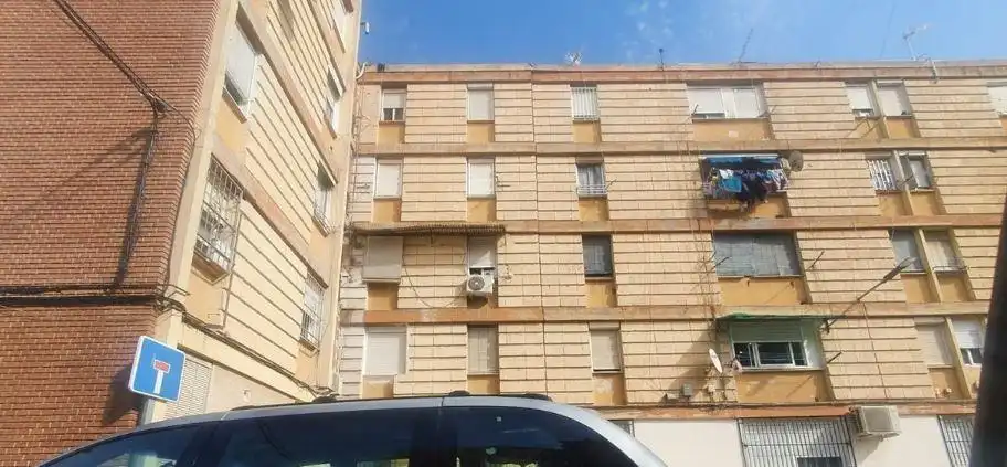 Flat for sale in Barrio Poligono Paz 4