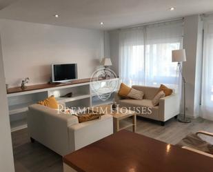 Living room of Apartment to rent in Vilanova i la Geltrú  with Air Conditioner and Balcony