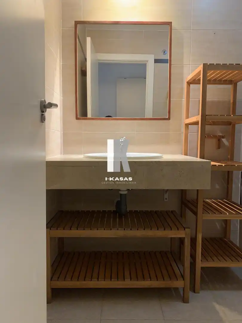 Bathroom of Flat for sale in El Puerto de Santa María  with Air Conditioner, Terrace and Storage room