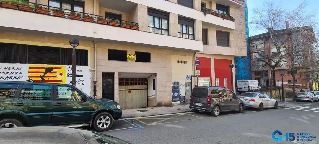 Außenansicht von Geschaftsraum zum Verkauf in Bergara