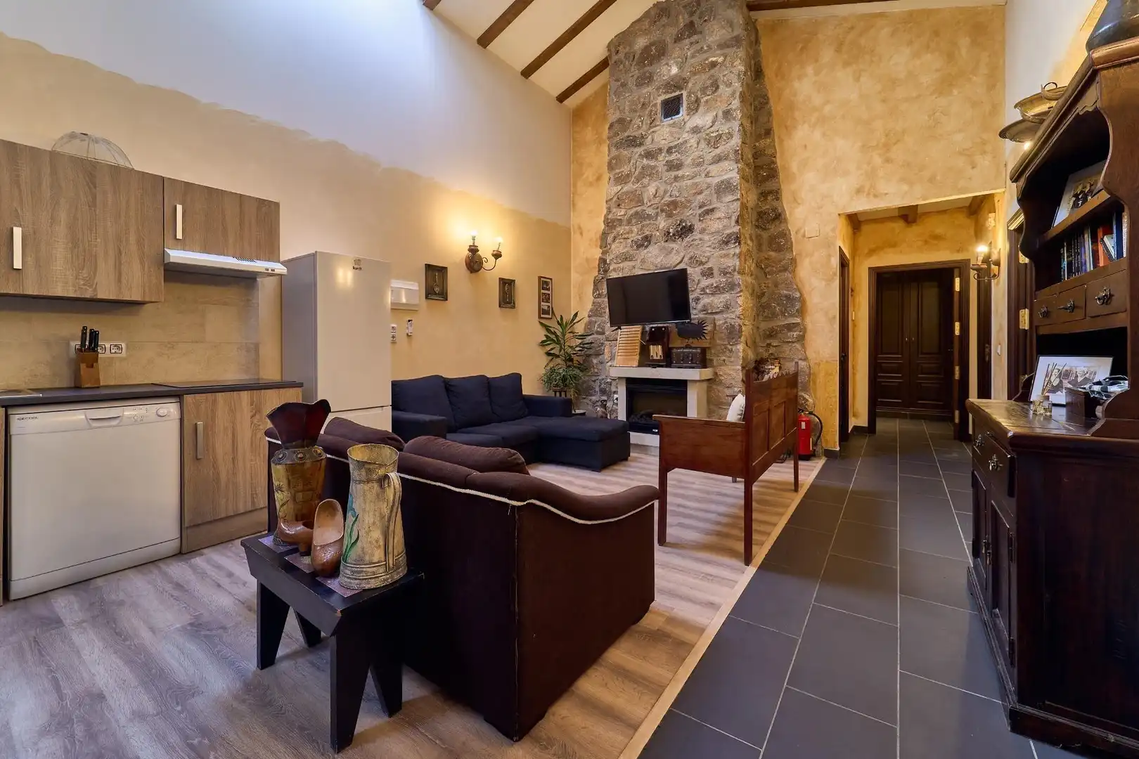 Sala de estar de Finca rústica en venta en Cobreros con Aire acondicionado, Calefacción y Jardín privado