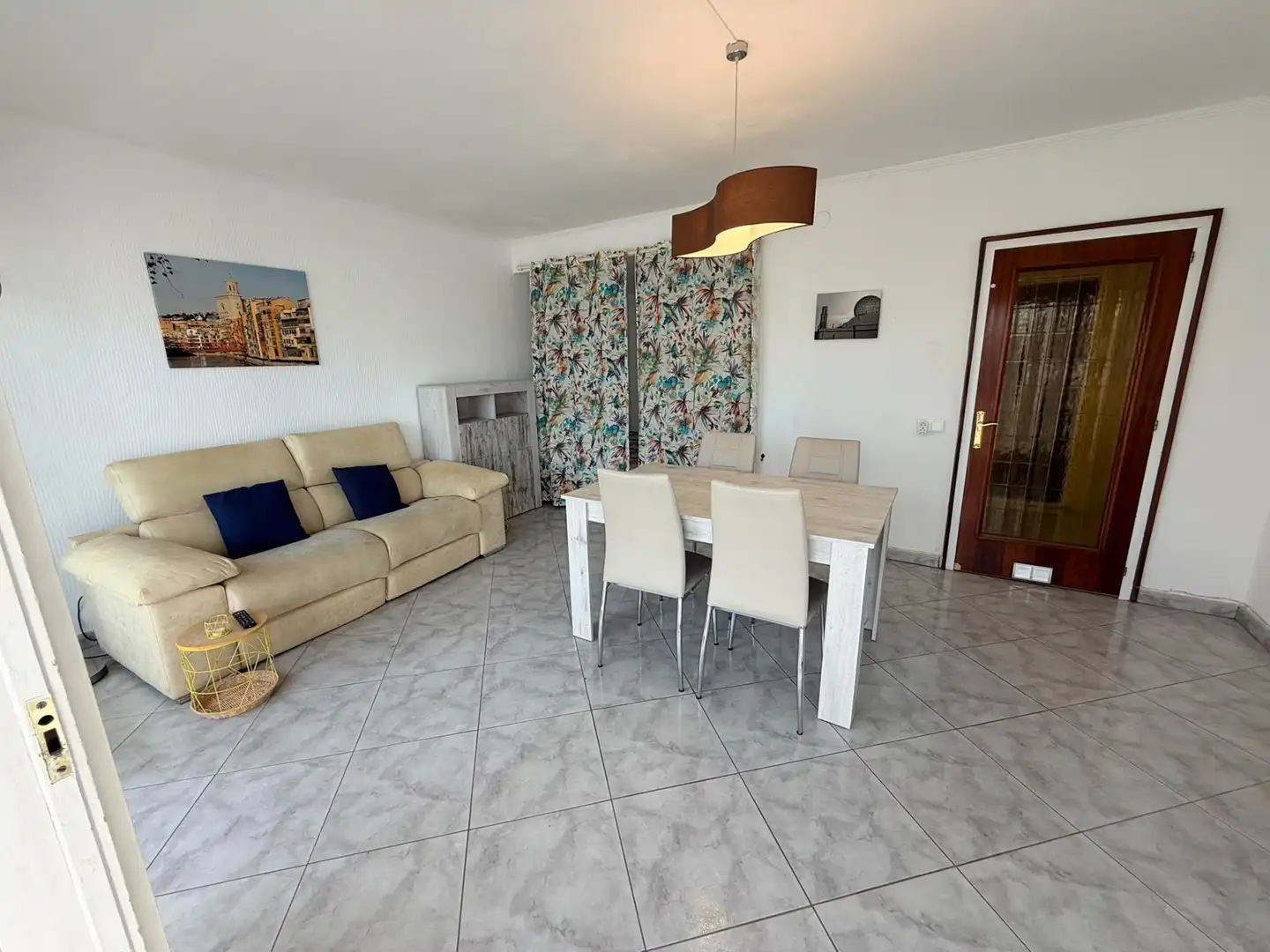 Sala d'estar de Apartament en venda en Roses amb Aire condicionat, Calefacció i Terrassa