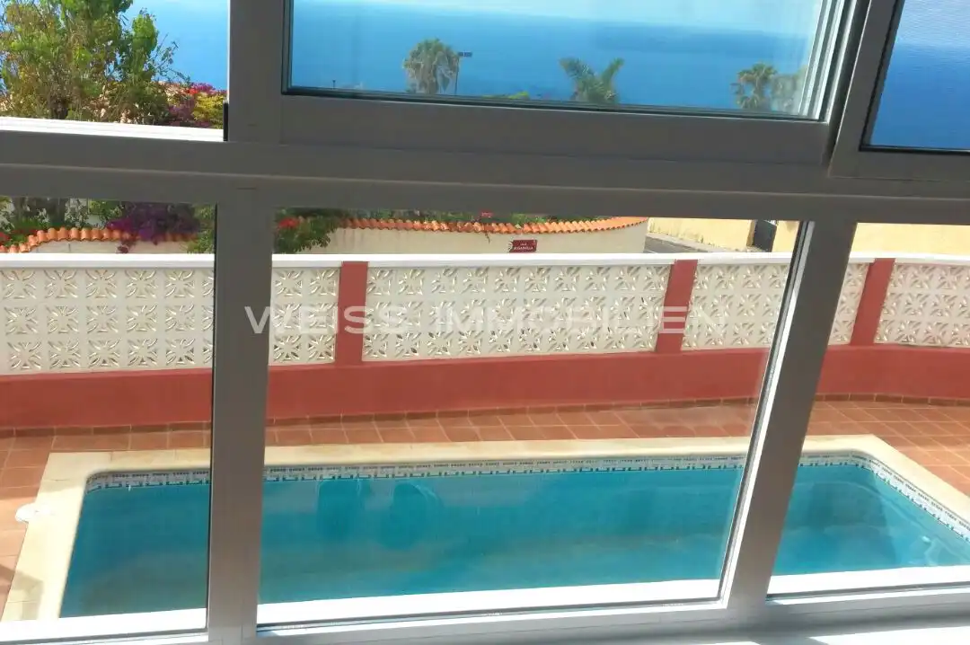 Vista exterior de Casa o xalet en venda en El Sauzal amb Terrassa