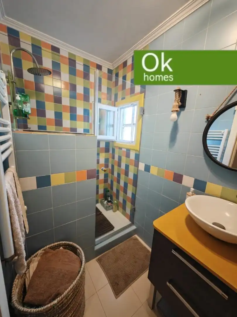 Baño de Piso en venta en A Coruña Capital  con Calefacción, Amueblado y Horno
