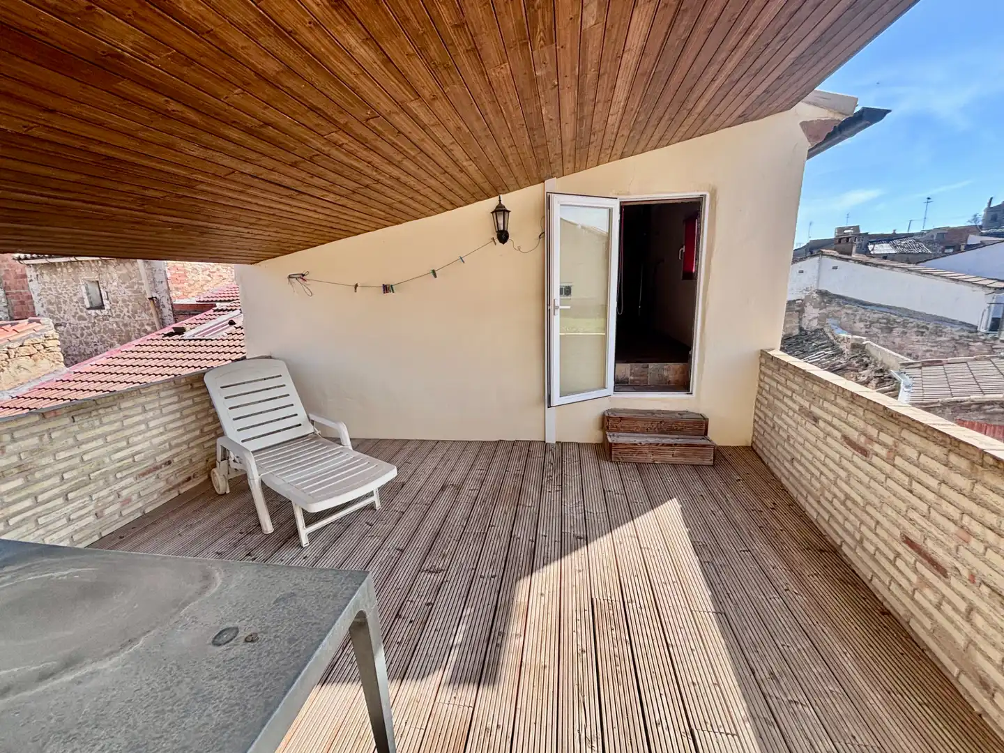 Terrassa de Casa o xalet en venda en Escatrón amb Terrassa, Traster i Moblat