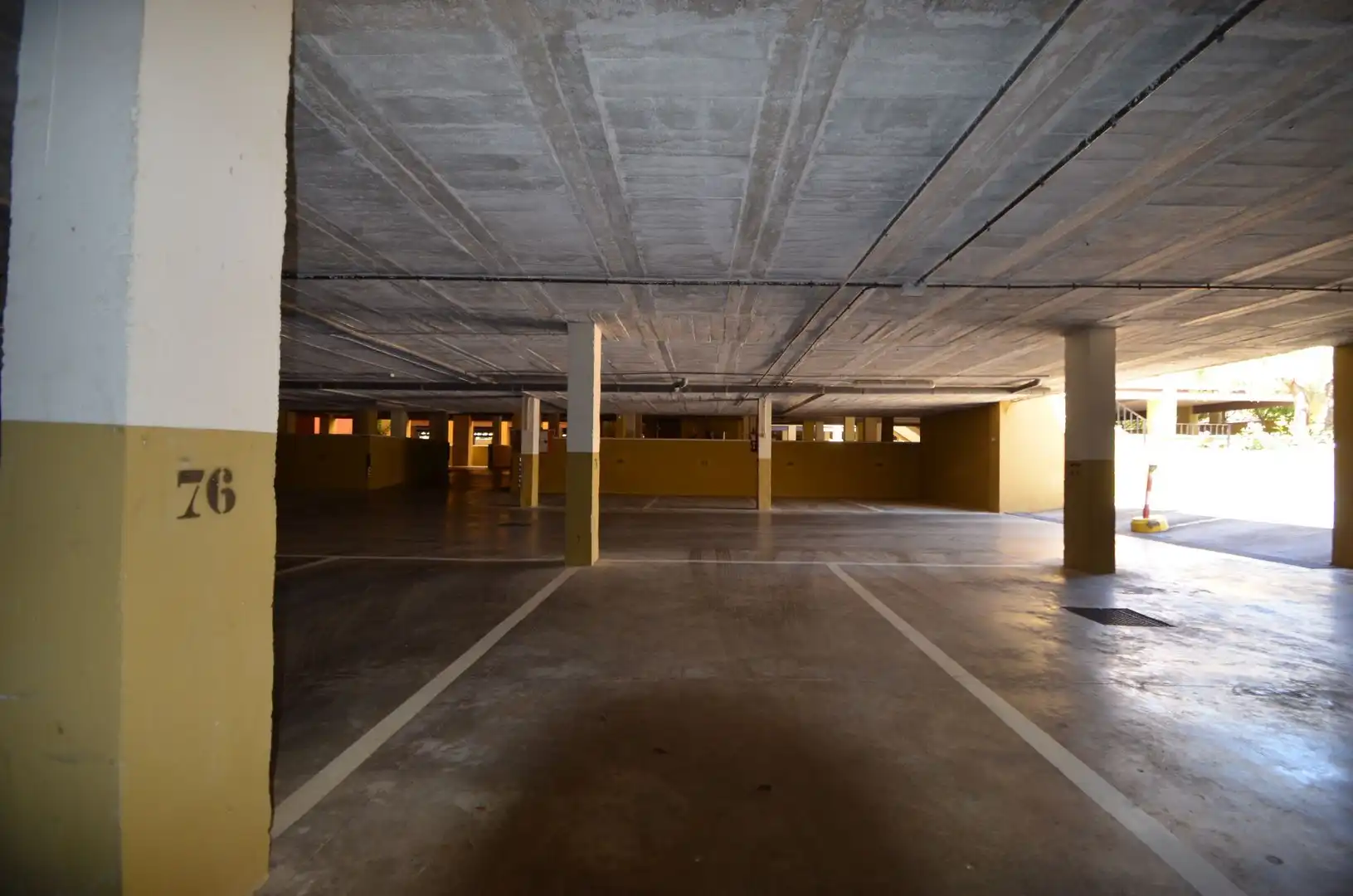 Parking de Apartamento en venta en Ayamonte con Aire acondicionado, Terraza y Piscina comunitaria