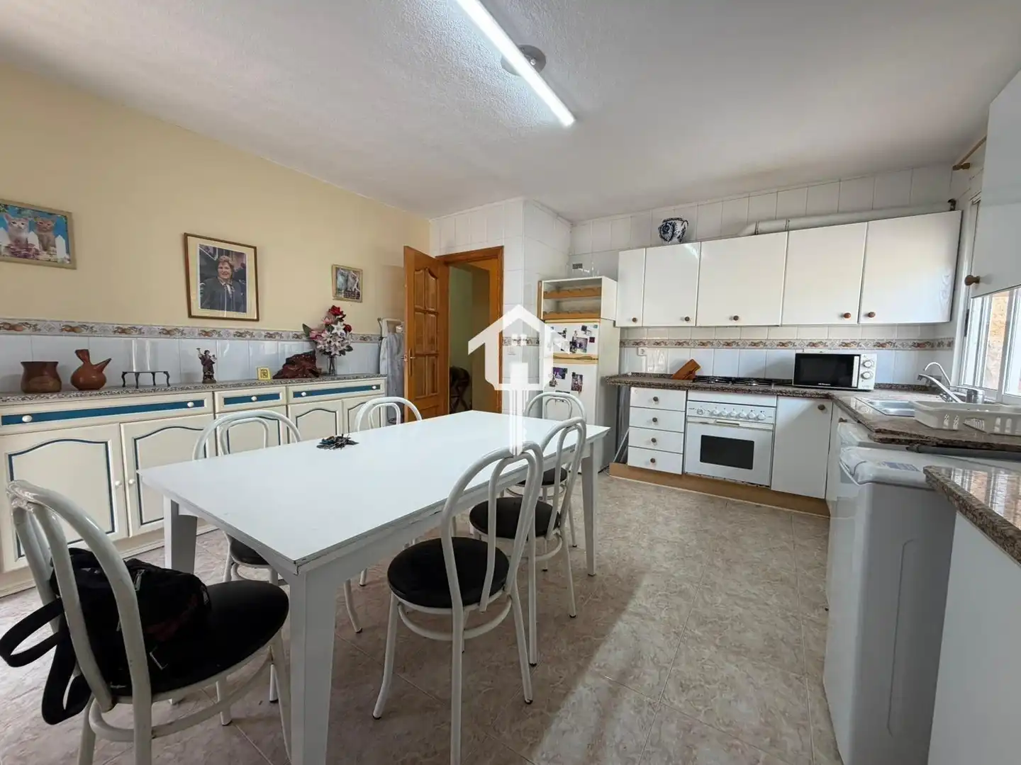 Cocina de Piso en venta en Alicante / Alacant con Jardín privado, Trastero y Piscina