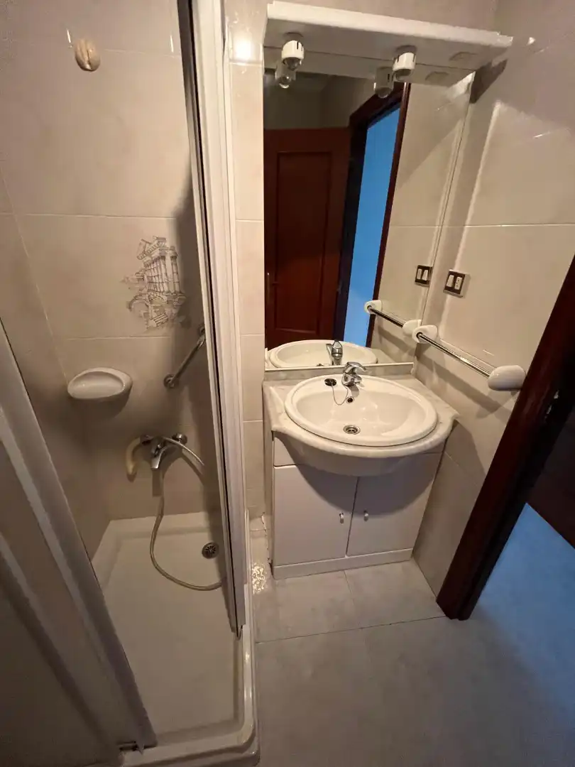 Badezimmer von Dachboden zum Verkauf in Porto do Son mit Terrasse und Abstellraum