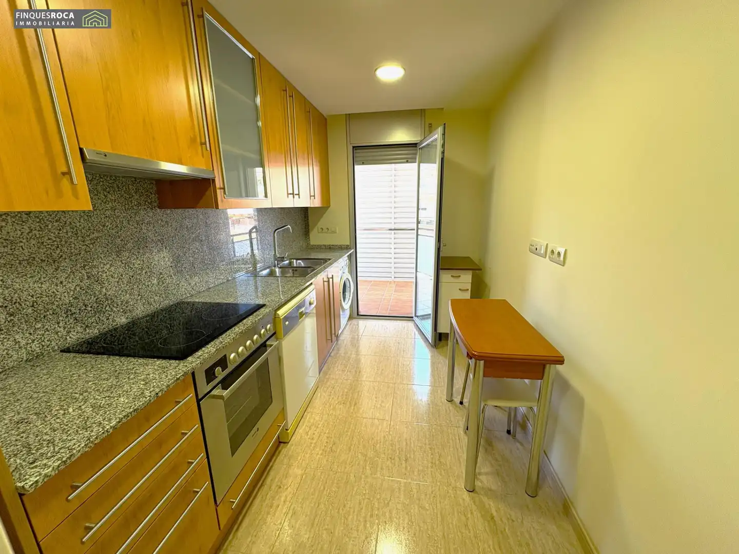 Kitchen of Apartments for sale in La Ràpita  with Terrace, Storage room and Swimming Pool