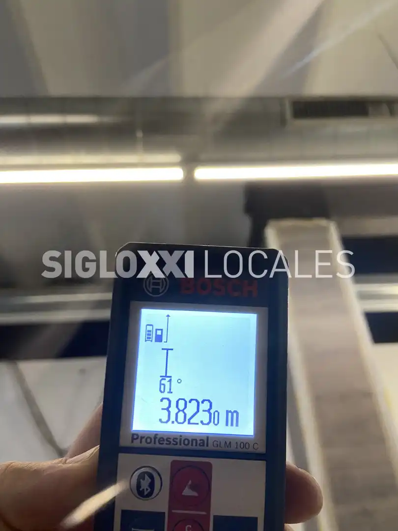 Aparcament de Local de lloguer en Barcelona amb Aire condicionat