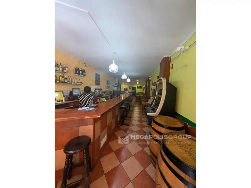 Business premises for sale in Calle Rodrigo Caro, imagen 4