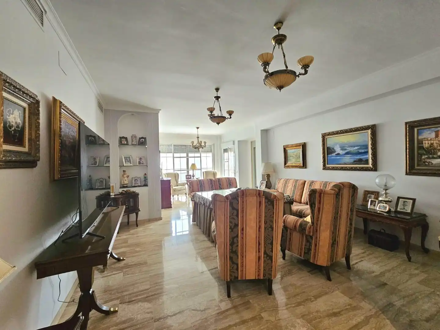 Chalet con piscina en venta en PLATERO HEREDIA, imagen 17