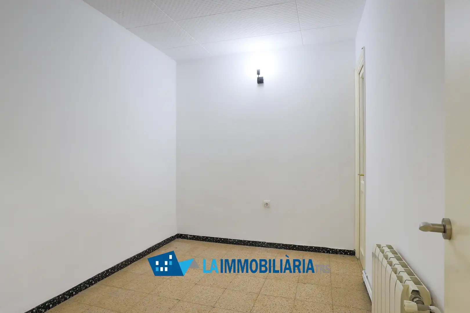 Piso en venta en Terrassa con Aire acondicionado, Calefacción y Terraza