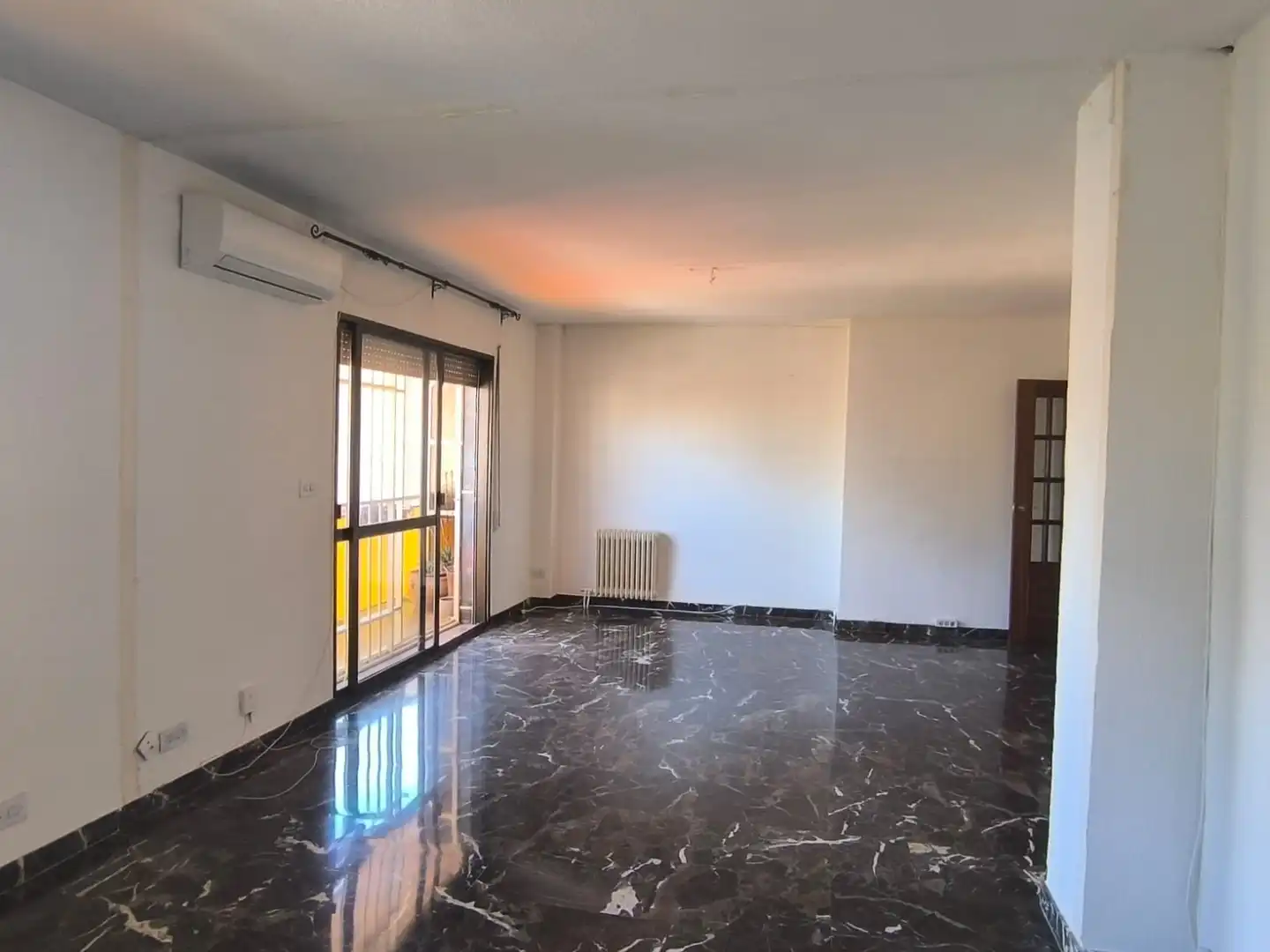 Wohnung zur Miete in Camino de Ronda, 212, Pajaritos