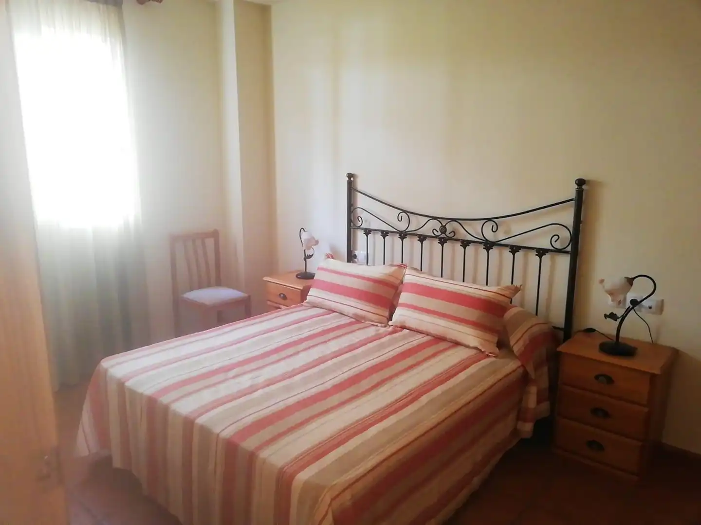 Schlafzimmer von Wohnungen zur Miete in Oropesa del Mar / Orpesa mit Klimaanlage, Terrasse und Möbliert