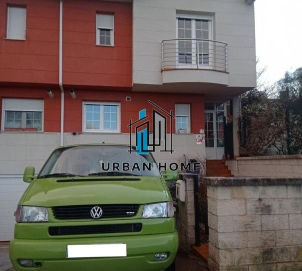 Foto 1 de Casa adosada en venda a Cuadros, León