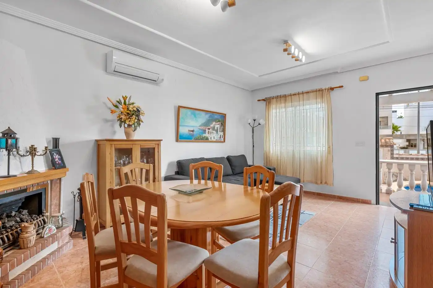 Villa avec piscine à vendre à Calle  Málaga