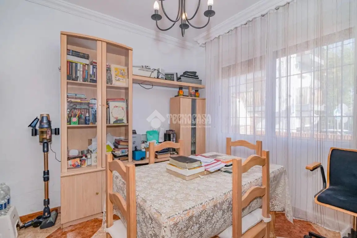 Dormitori de Casa adosada en venda en Loja, Granada