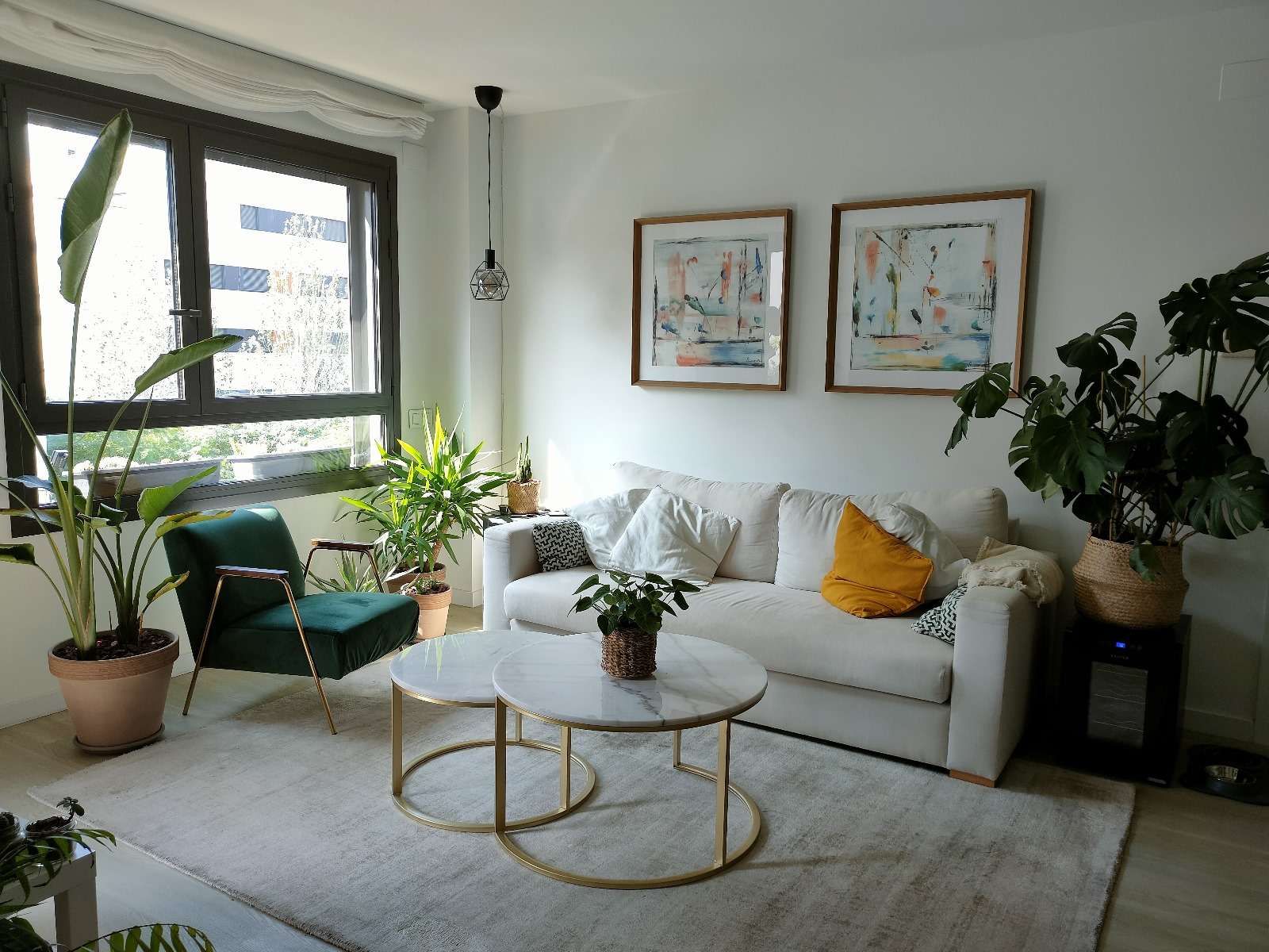 Living room of Apartment to share in Sant Adrià de Besòs  with Air Conditioner and Terrace