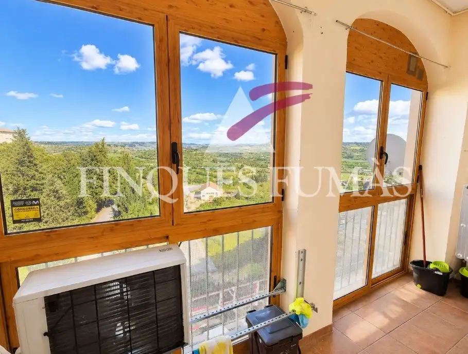 Terraza de Piso en venta en Cervera con Aire acondicionado, Calefacción y Amueblado