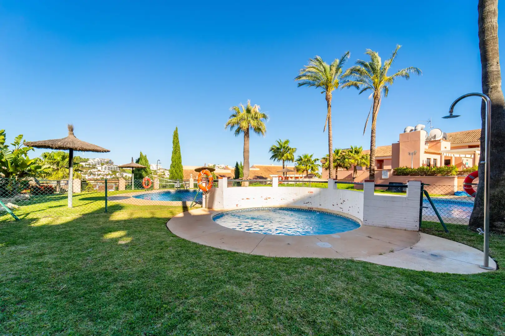 Piscina de Apartament en venda en Mijas amb Aire condicionat, Calefacció i Terrassa