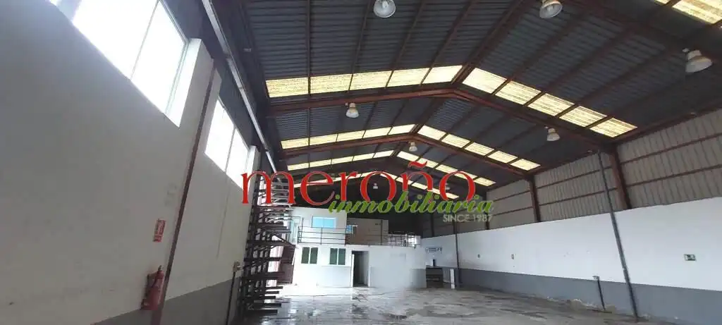 Nave industrial de alquiler en Aspe