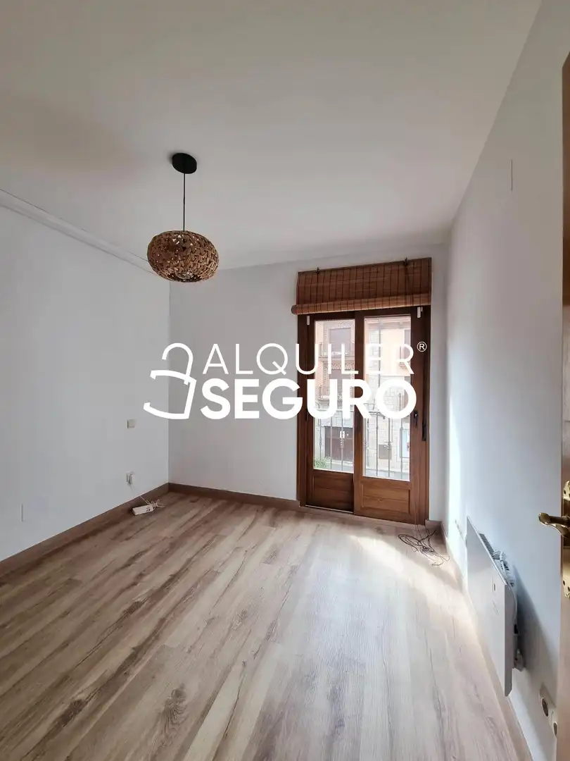 Habitación de Piso de alquiler en Becerril de la Sierra con Calefacción