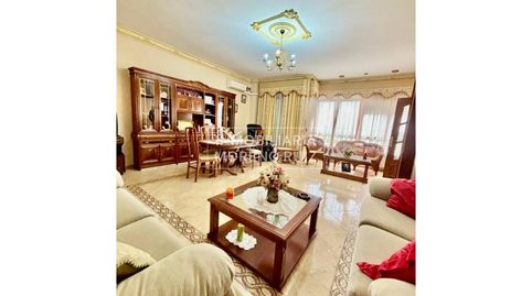 NAVE CON PATIO MAS LUJOSA VIVIENDA.