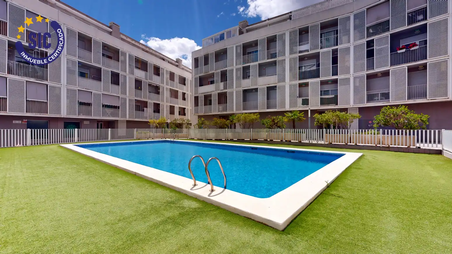 Piscina de Piso en venta en Torrent con Aire acondicionado, Calefacción y Trastero