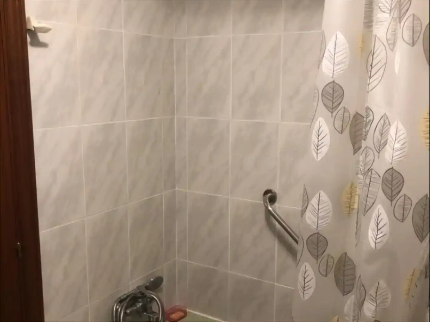 Baño de Piso de alquiler en Curtis con Amueblado