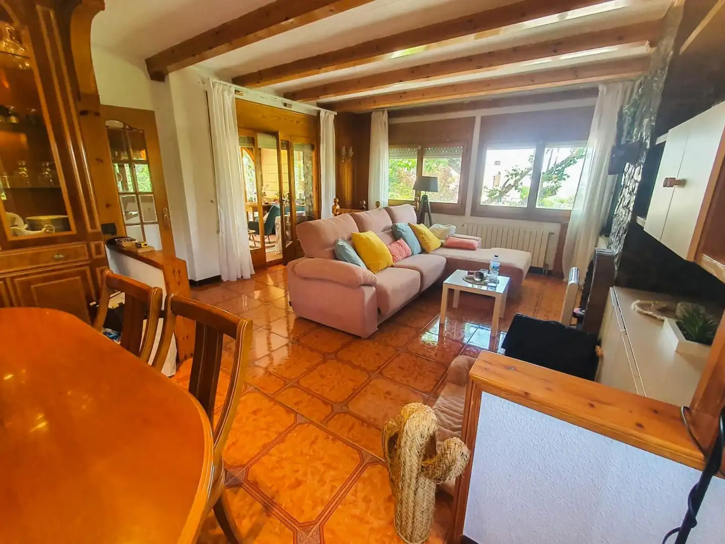 Sala d'estar de Casa o xalet en venda en Castellbisbal amb Aire condicionat, Calefacció i Jardí privat