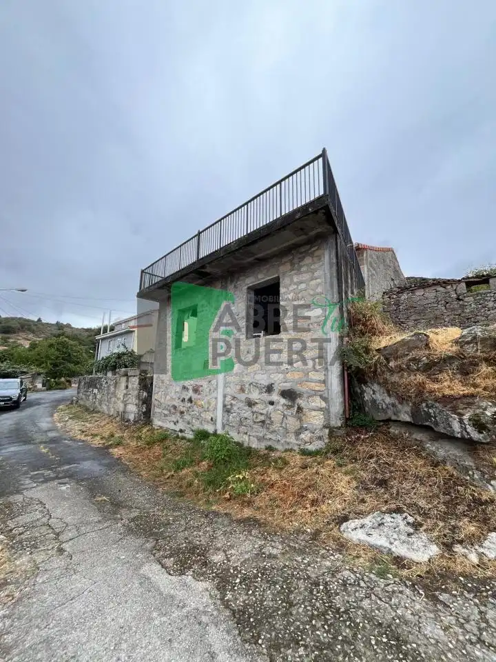 Vista exterior de Casa o chalet en venta en Vilar de Barrio con Calefacción, Jardín privado y Amueblado