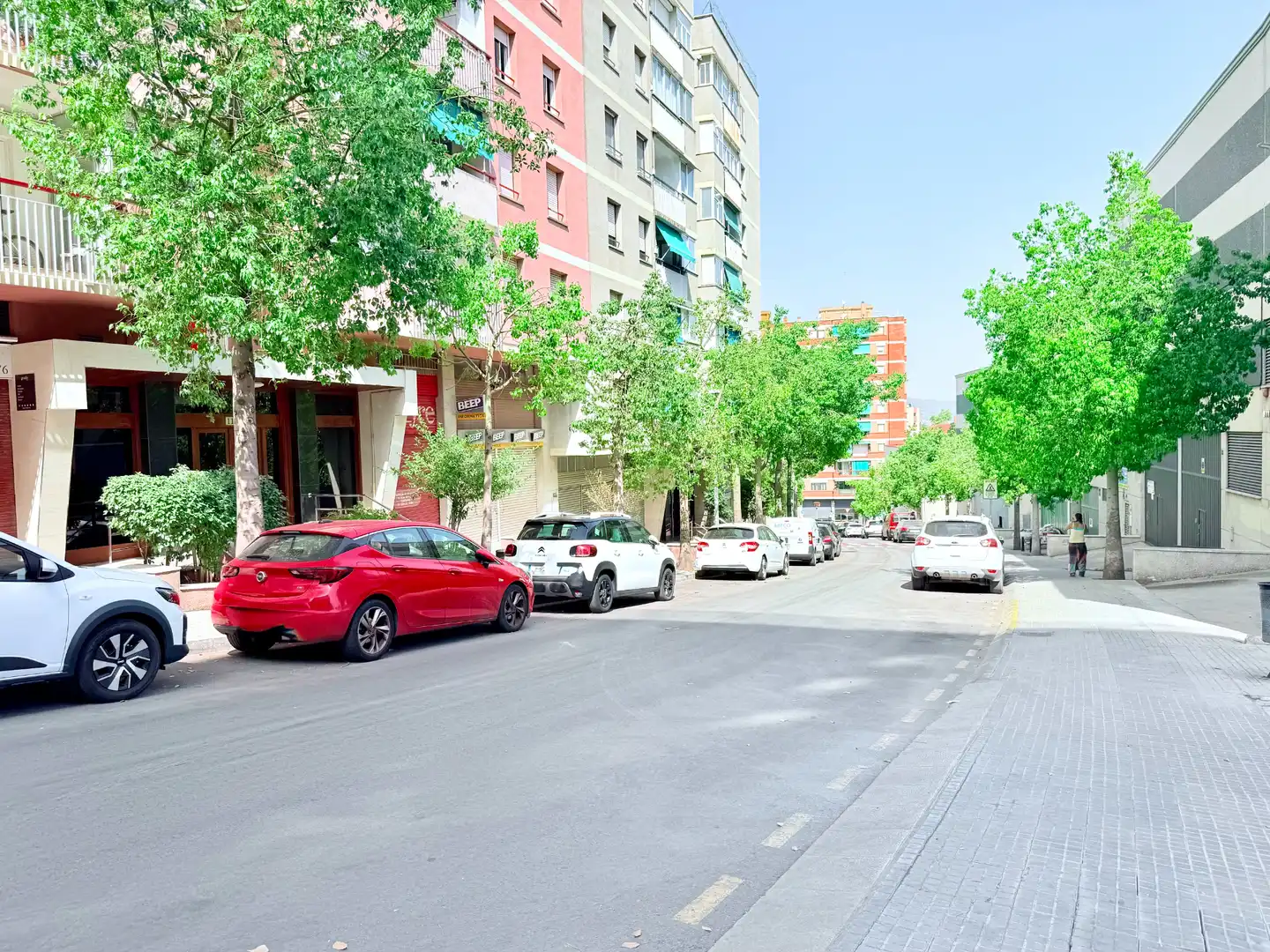Vista exterior de Garatge en venda en Sant Feliu de Llobregat