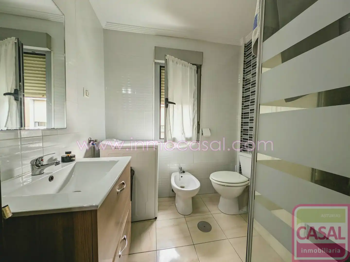 Bathroom of Flat for sale in Langreo  with Heating and Terrace
