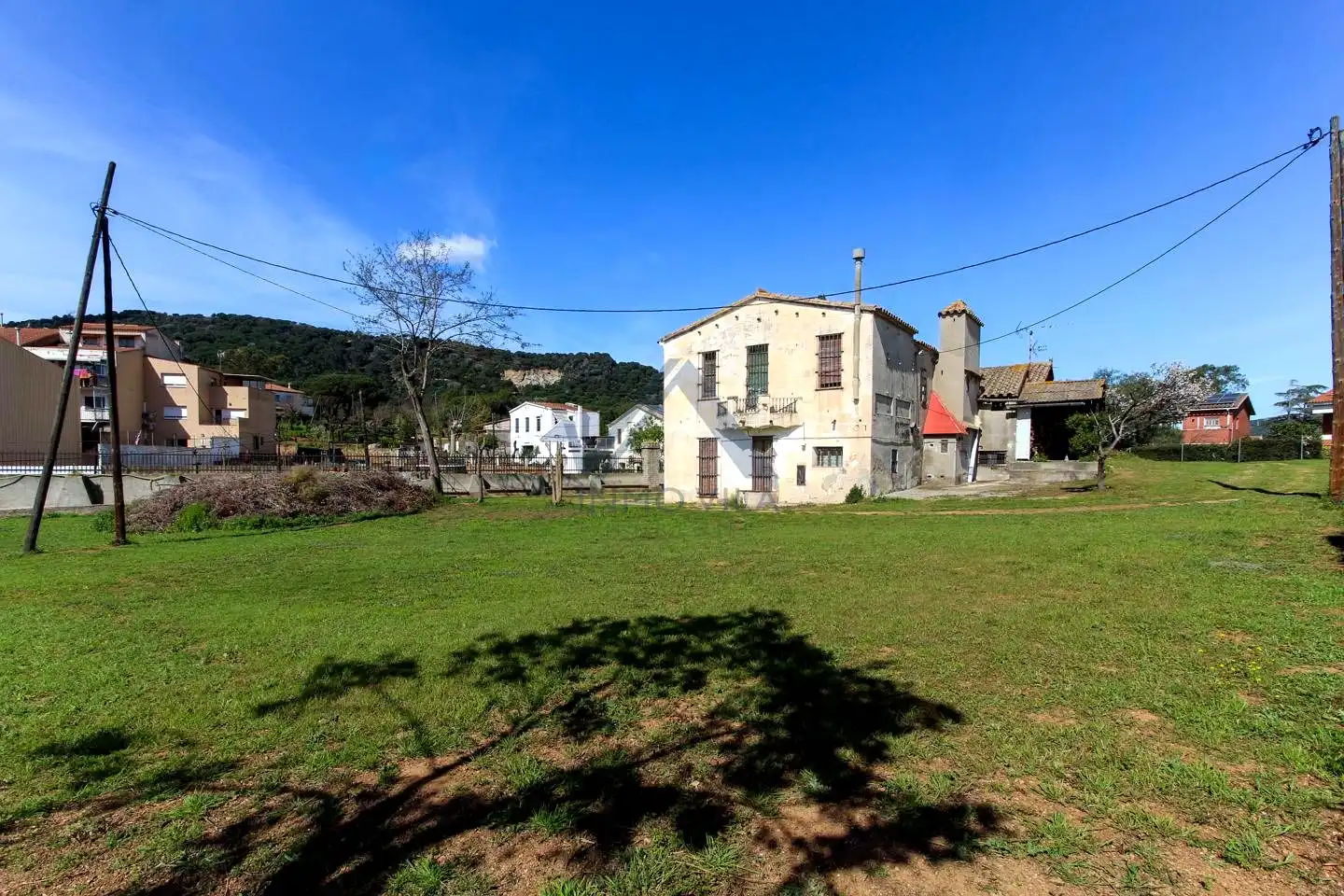 Casa amb jardí en venda a centre