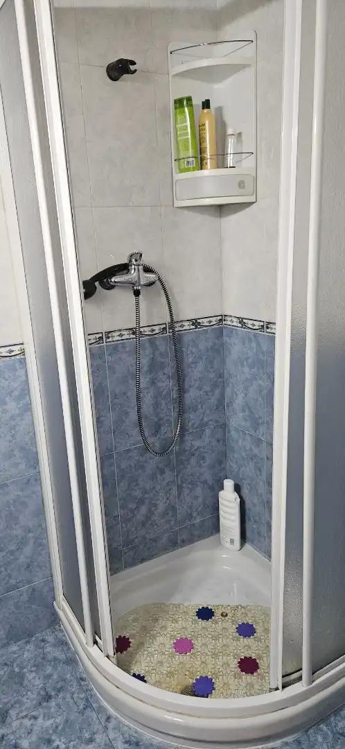 Badezimmer von Wohnung zum Verkauf in Ferrol mit Möbliert