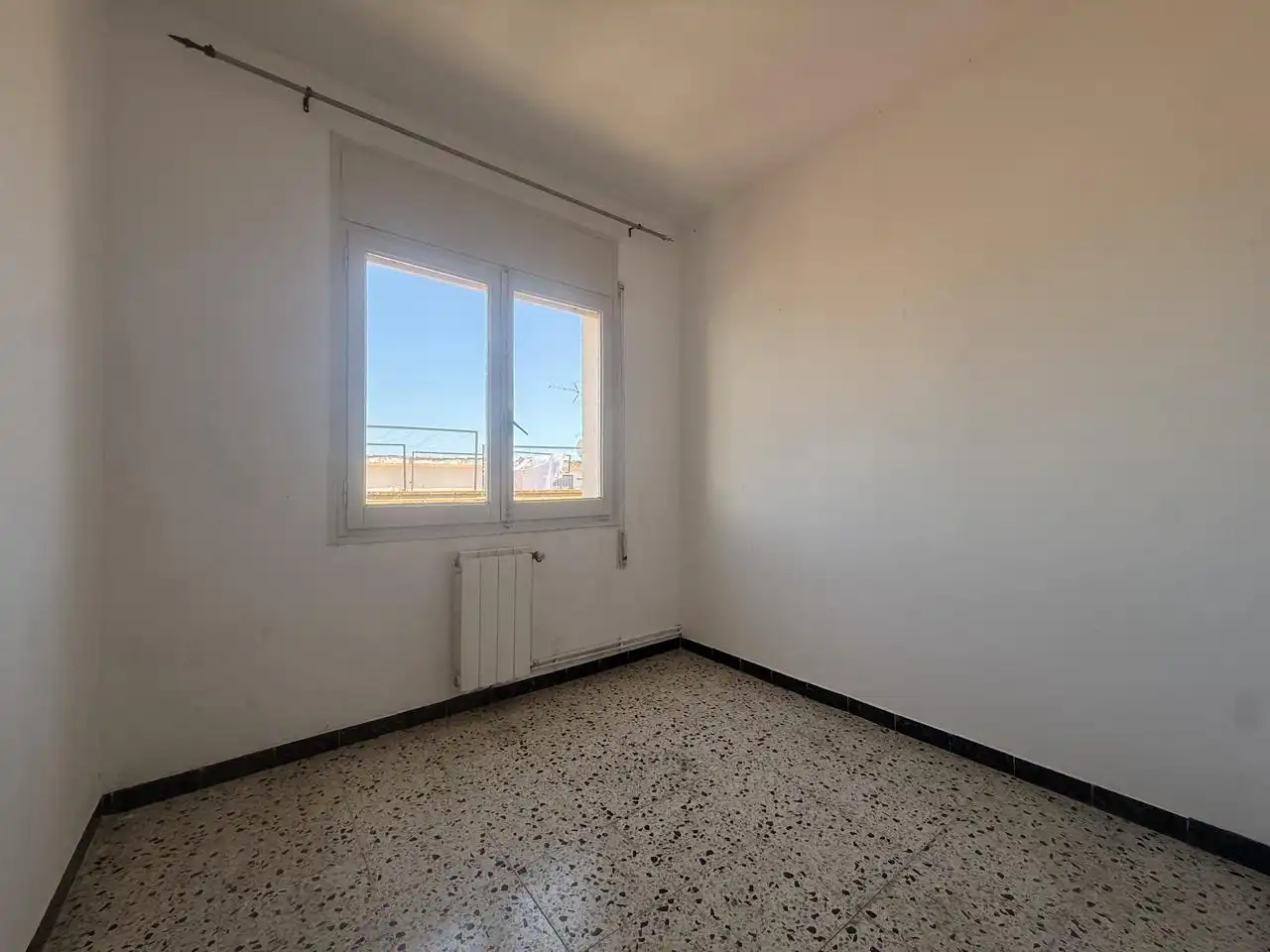 Bedroom of Flat for sale in Tordera