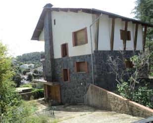 Vista exterior de Casa o xalet en venda en Bigues i Riells amb Calefacció, Terrassa i Traster