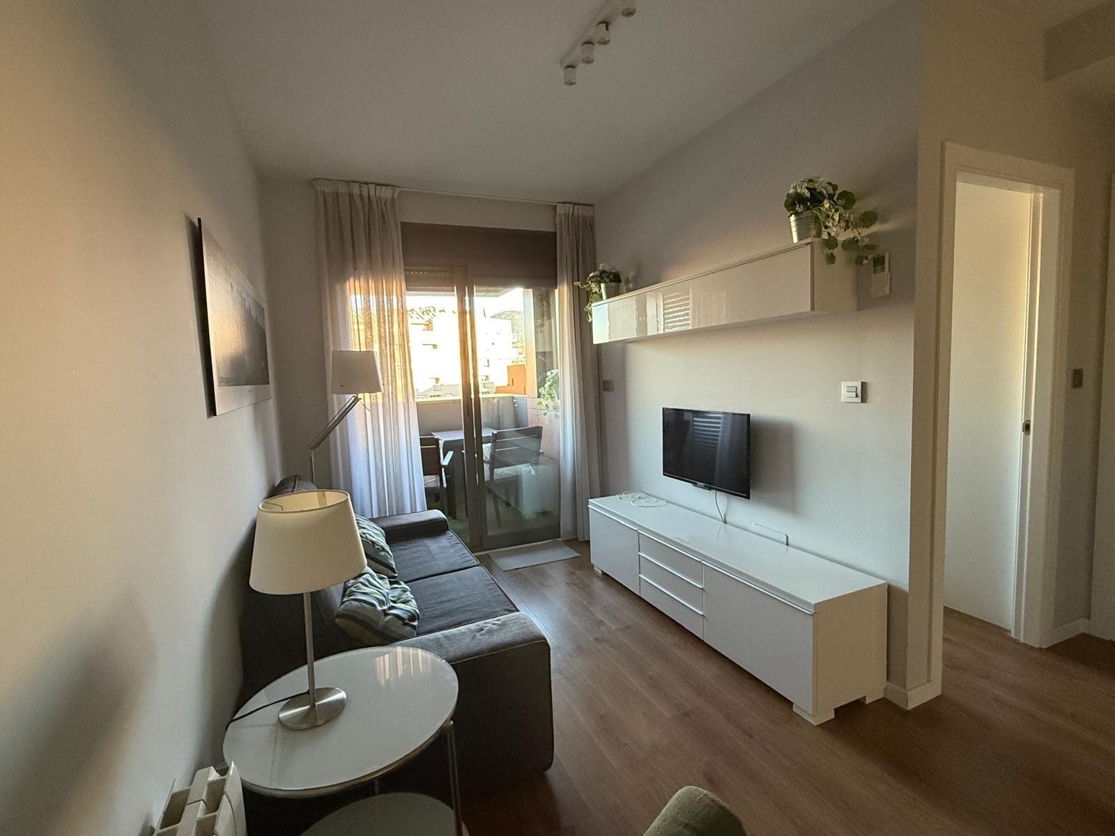 Living room of Flat for rent in  Granada Capital  with Air Conditioner, Terrace and Storage room