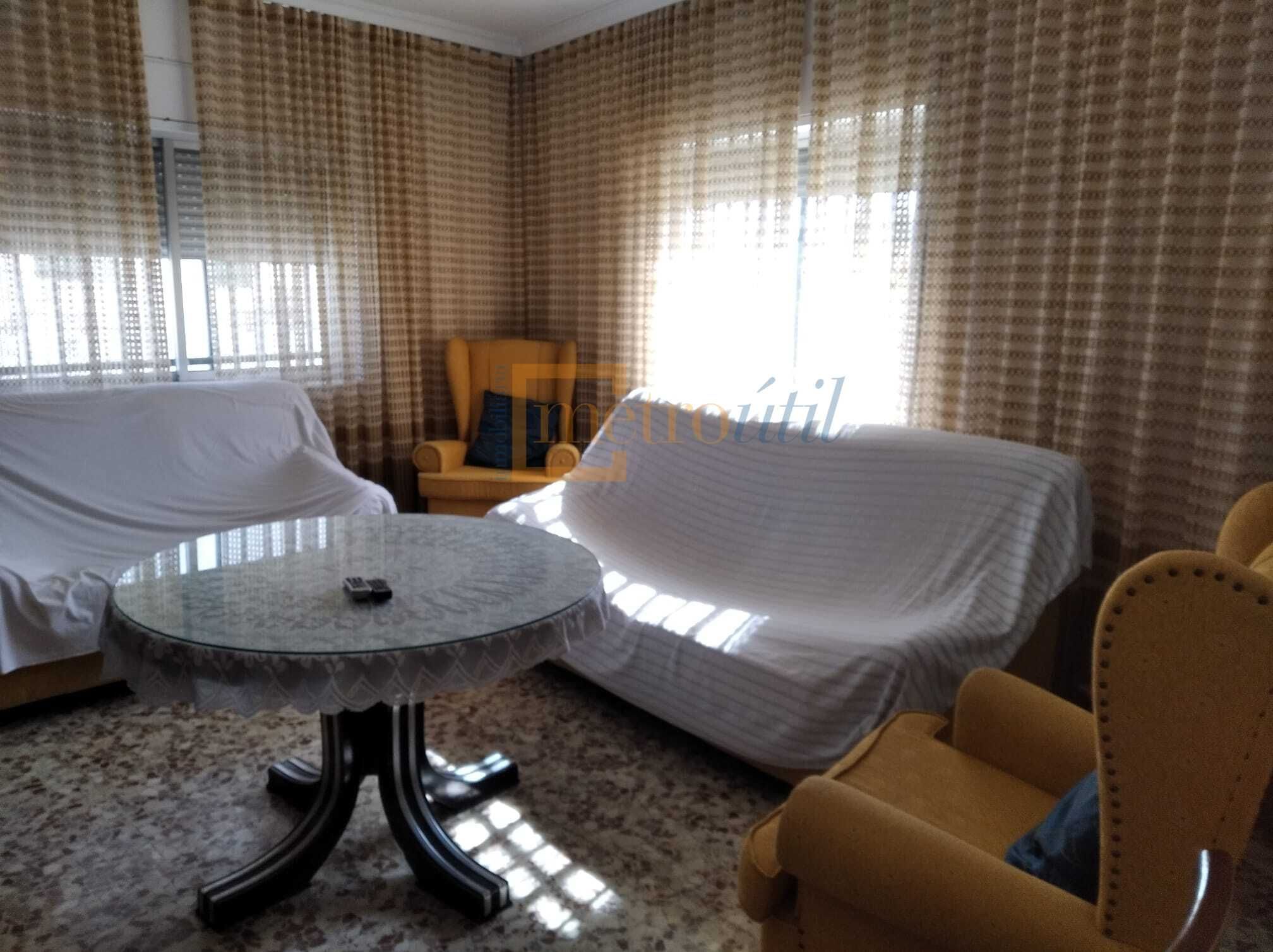 Living room of Single-family semi-detached for sale in Mozárbez  with Storage room